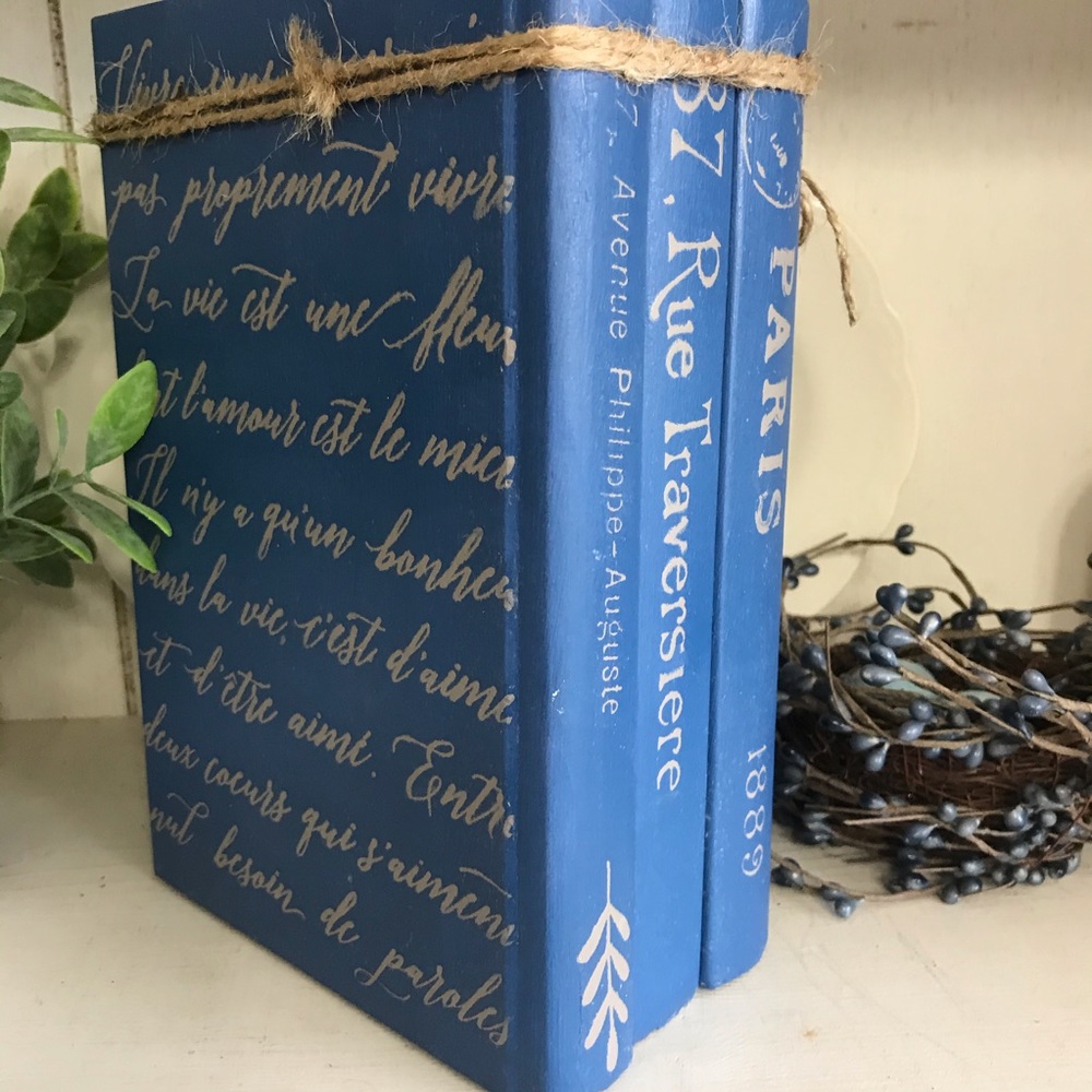 Handcrafted Distressed Stack Books - Picture 5 of 8